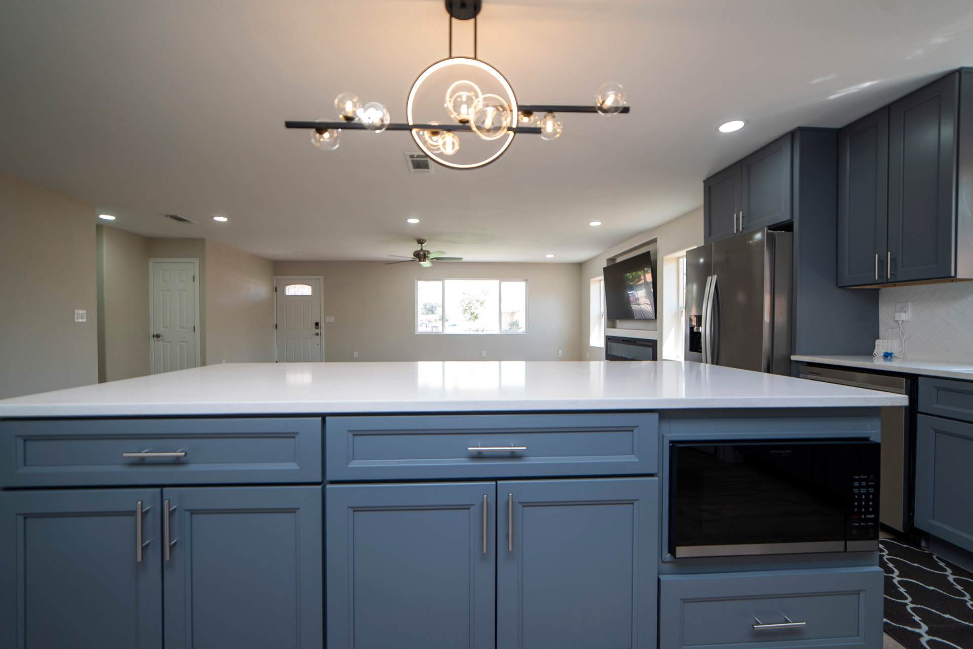 Sunrise Green — Kitchen